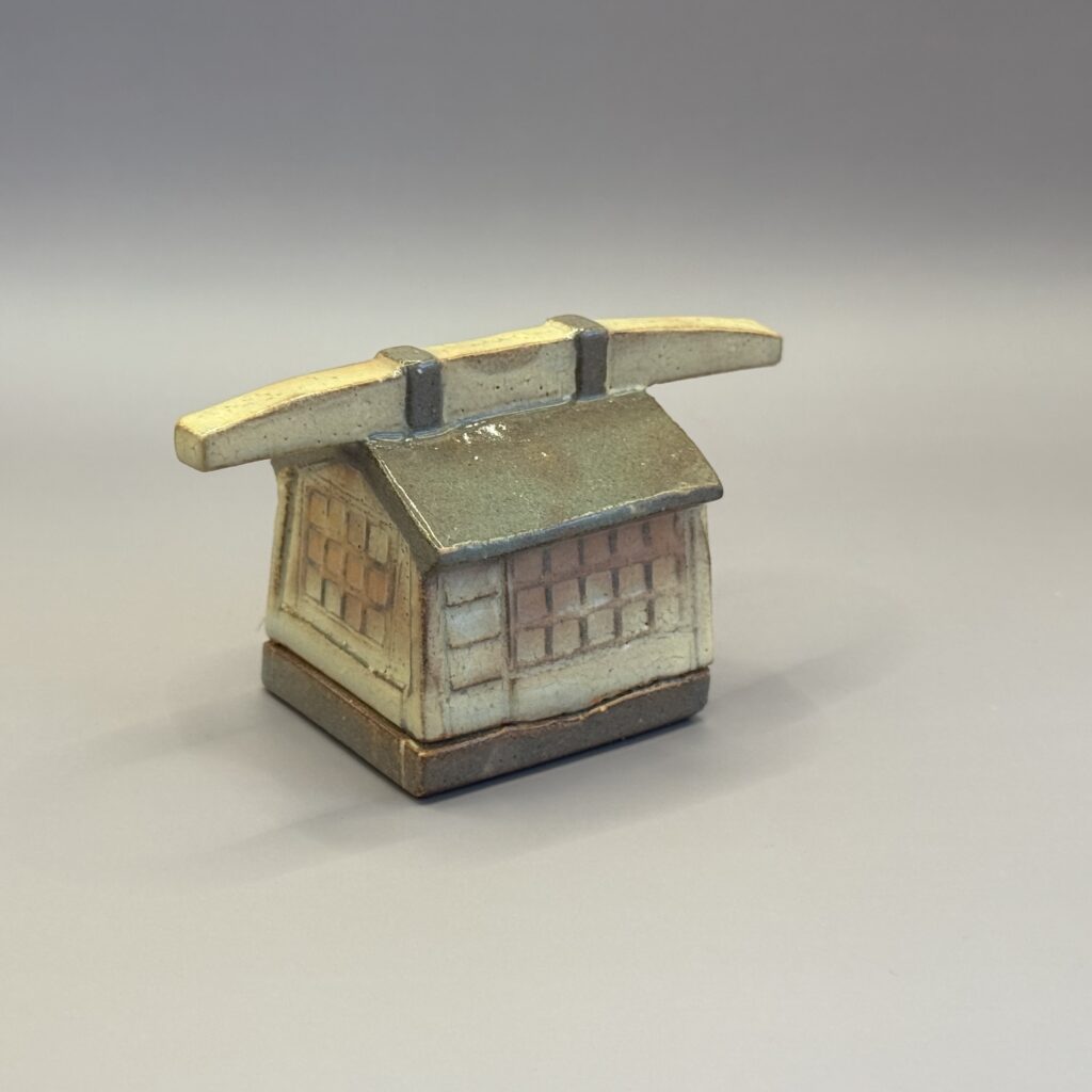 香合 “Kogo” Incense container