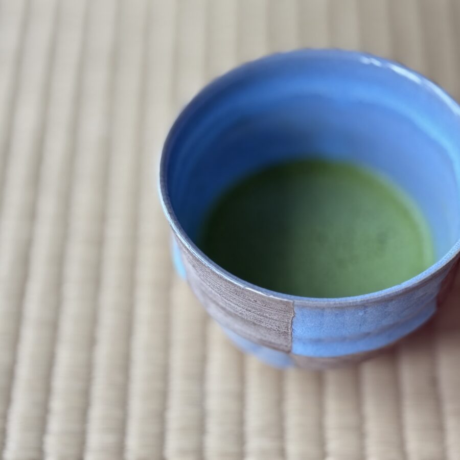 茶碗　朝日焼 月白釉市松文　１６世松林豊斎造 No.764