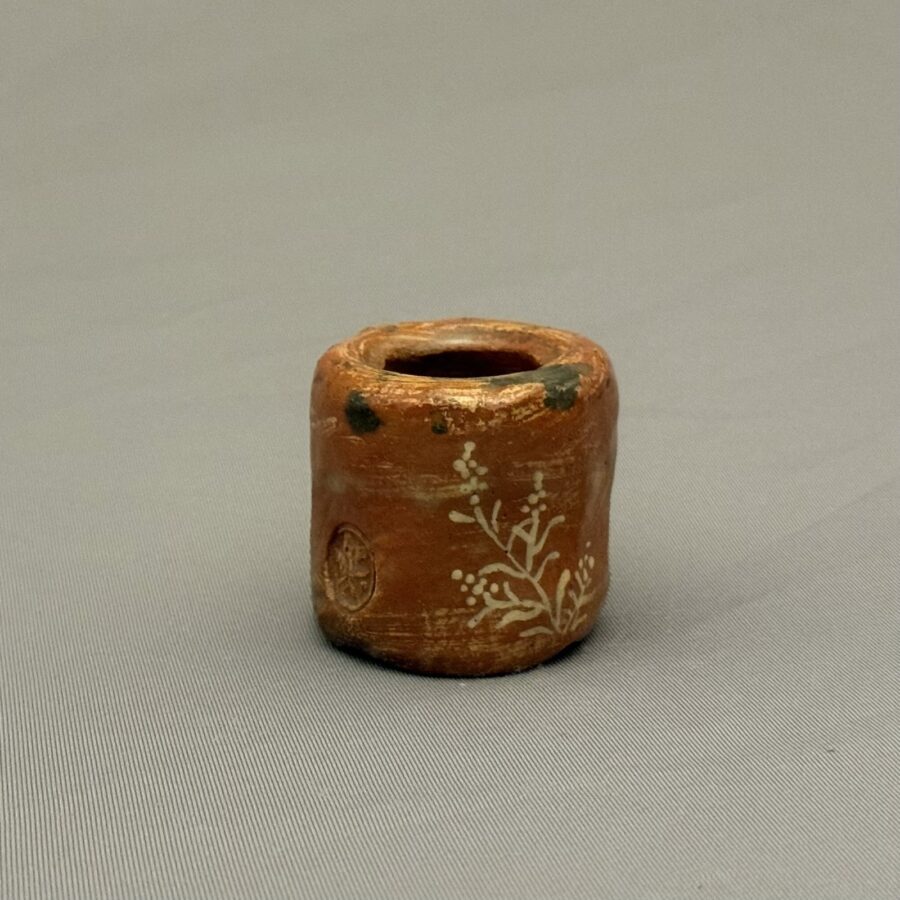 蓋置　赤楽 翁草の絵　１０代樂旦入 作1795-1854　No.978