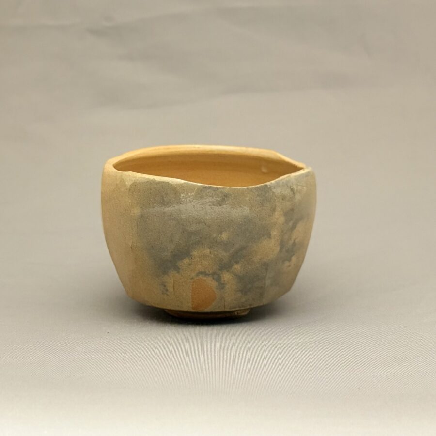 茶碗　紅鹿背 面取　１６世松林豊斎 作1980-